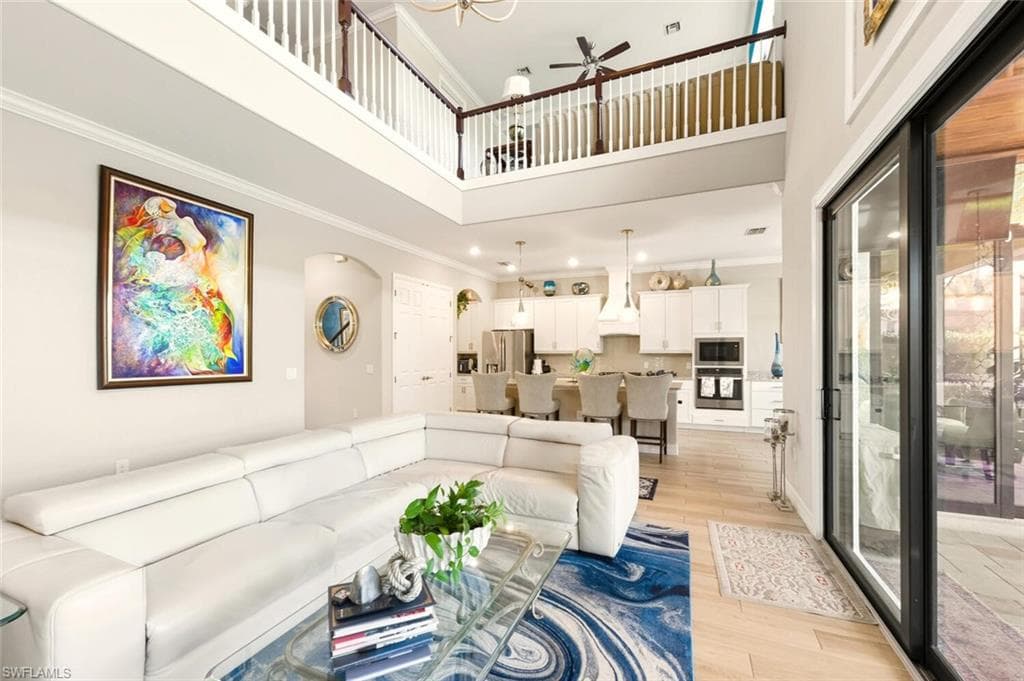 2115 Antigua LN, NAPLES FL 34120-11