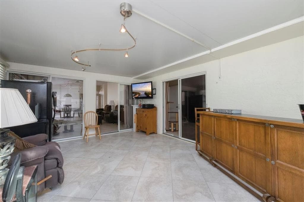 1321 Naples Lake DR, NAPLES FL 34104-15