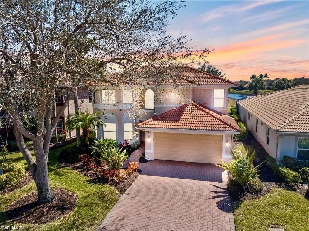 9085 Astonia WAY, ESTERO FL 33967-2