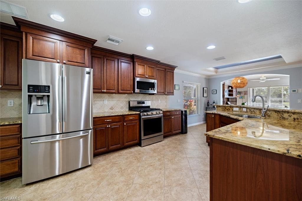 9085 Astonia WAY, ESTERO FL 33967-7