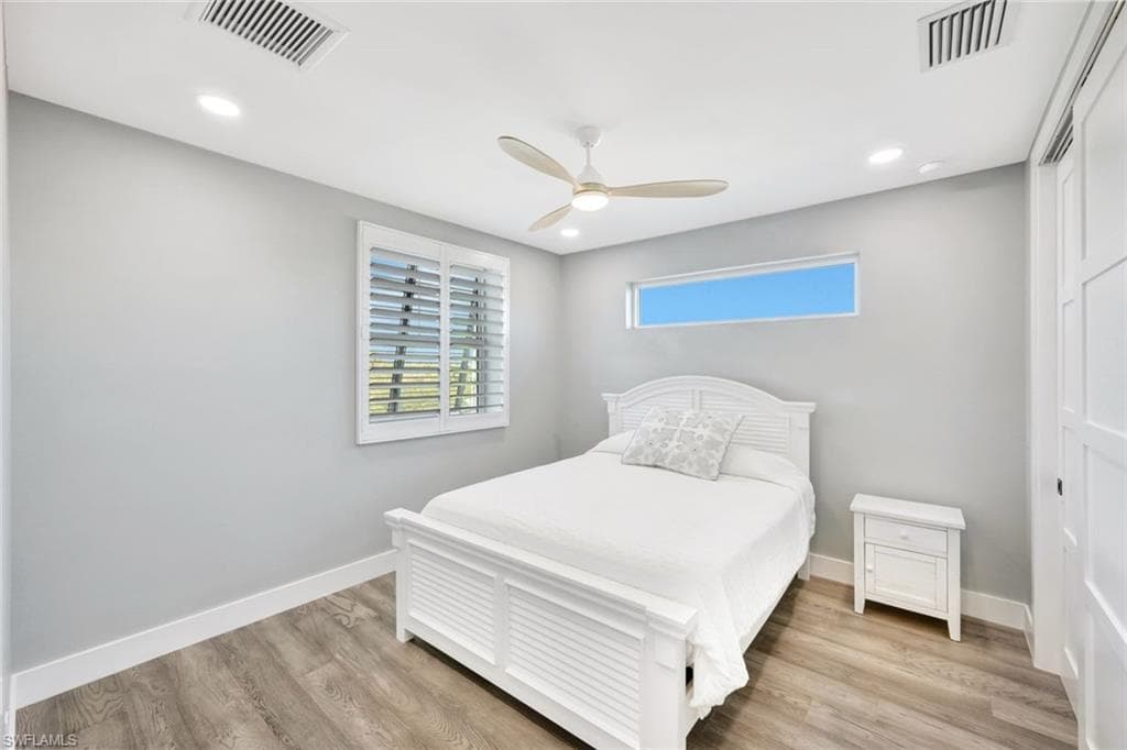 1044 Fish Crow RD-26