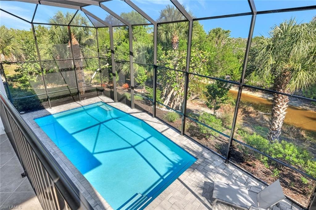 1044 Fish Crow RD-31