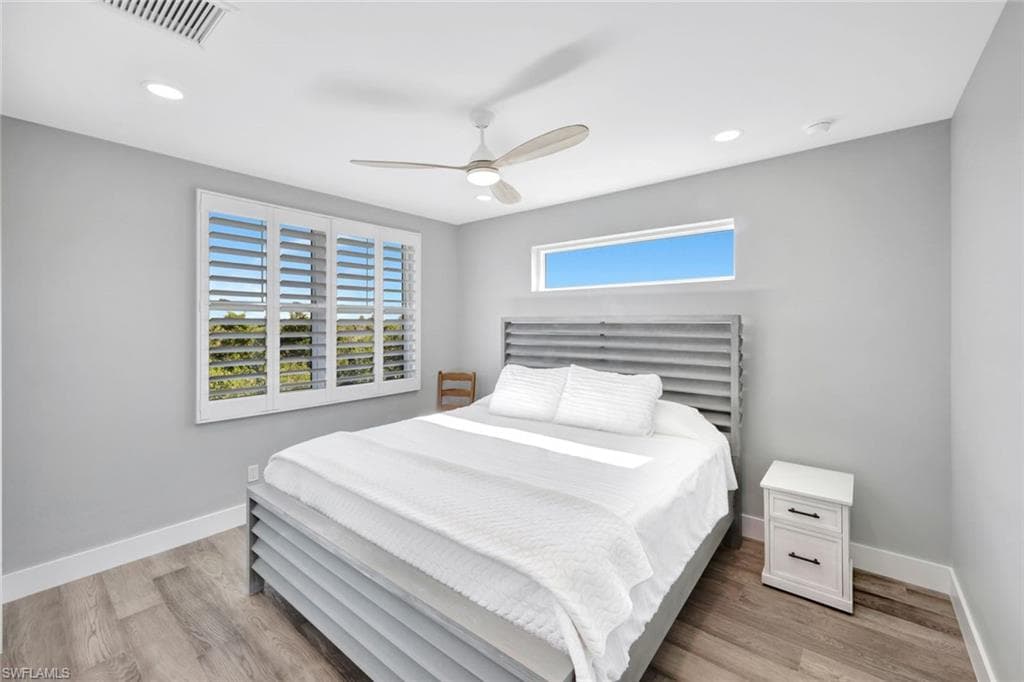 1044 Fish Crow RD-28