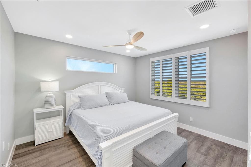 1044 Fish Crow RD-24