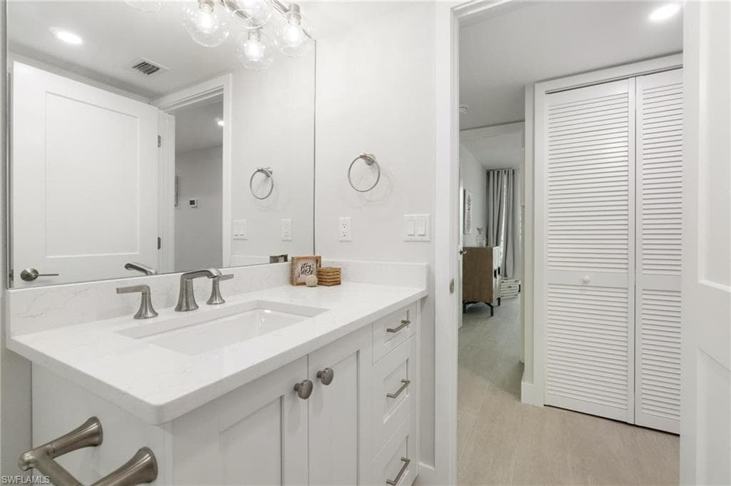 380 Seaview CT # 1209, MARCO ISLAND FL 34145-20