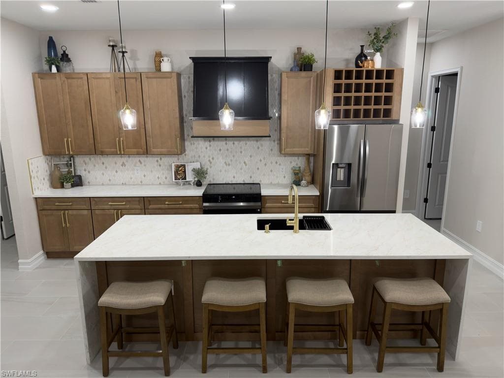 810 Sentinela BLVD, LEHIGH ACRES FL 33974-25