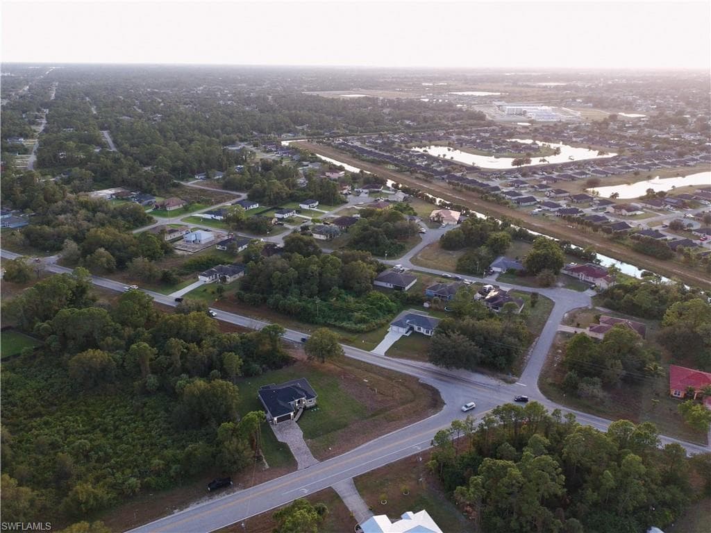 810 Sentinela BLVD, LEHIGH ACRES FL 33974-35