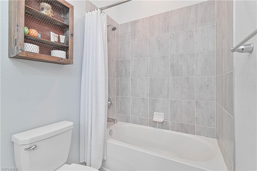 19828 Beechcrest PL, ESTERO FL 33928-32