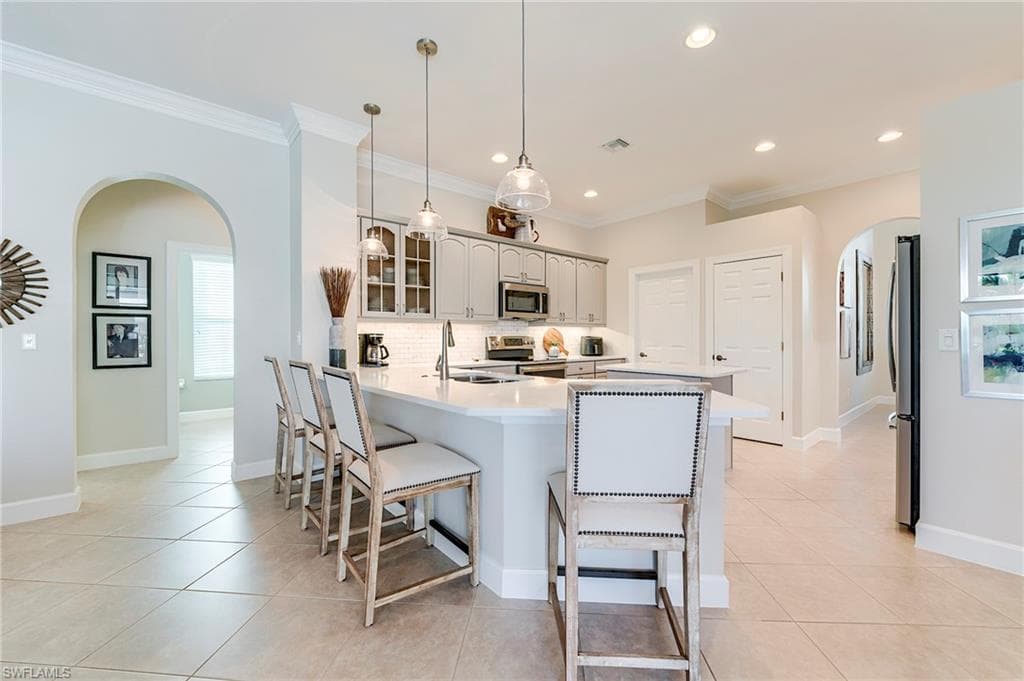 8782 New Castle DR, FORT MYERS FL 33908-16