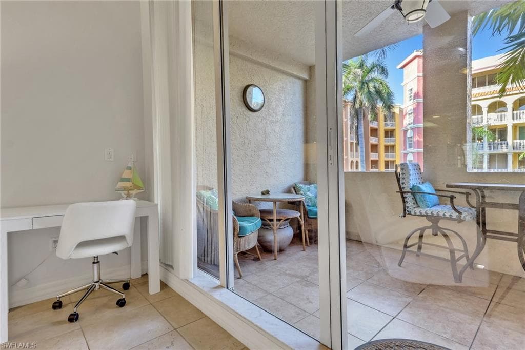 401 Bayfront PL # 3207, NAPLES FL 34102-11