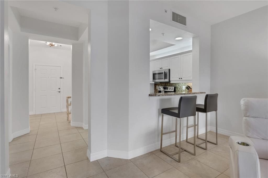 401 Bayfront PL # 3207, NAPLES FL 34102-10