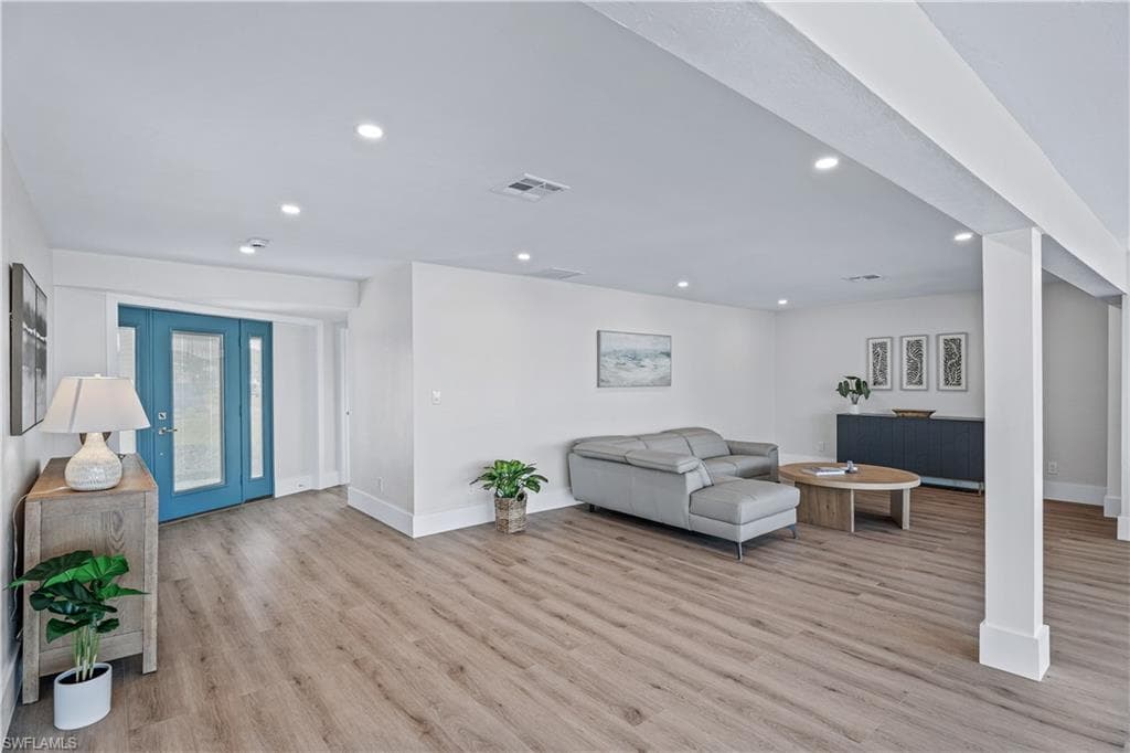 18452 Cutlass DR, FORT MYERS BEACH FL 33931-15