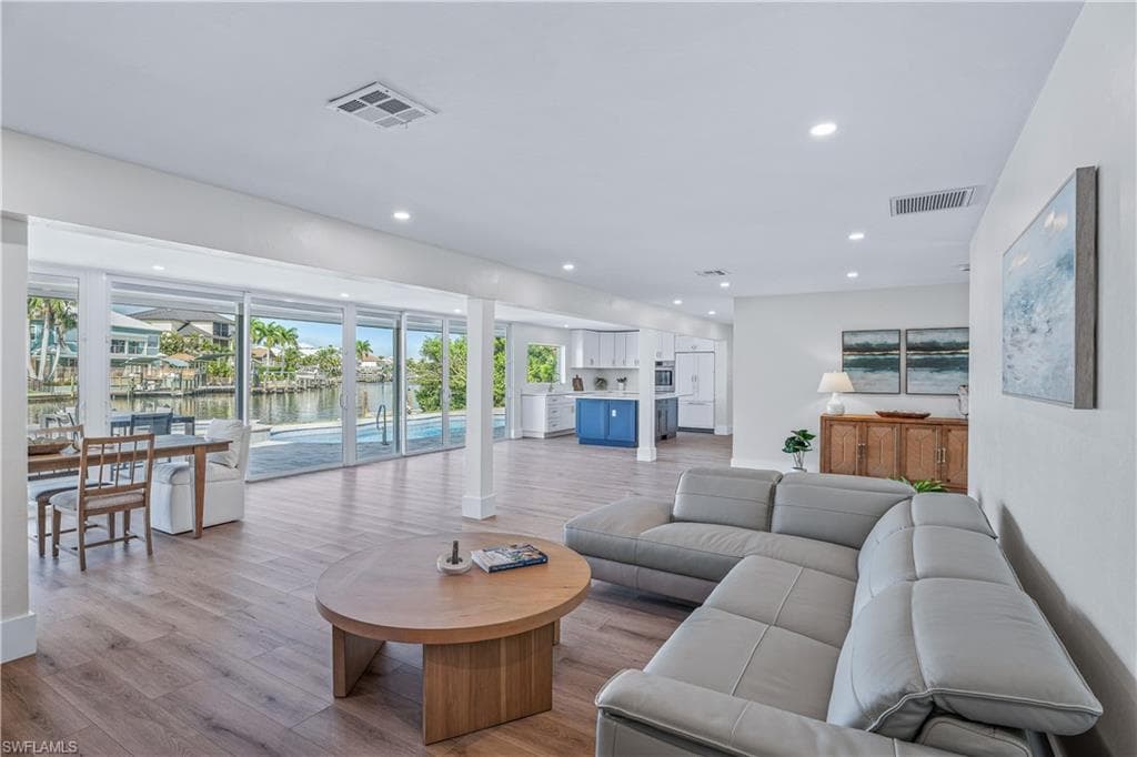 18452 Cutlass DR, FORT MYERS BEACH FL 33931-13