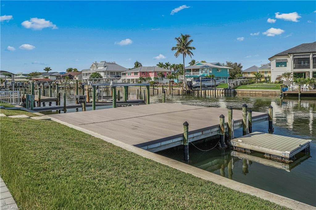 18452 Cutlass DR, FORT MYERS BEACH FL 33931-40