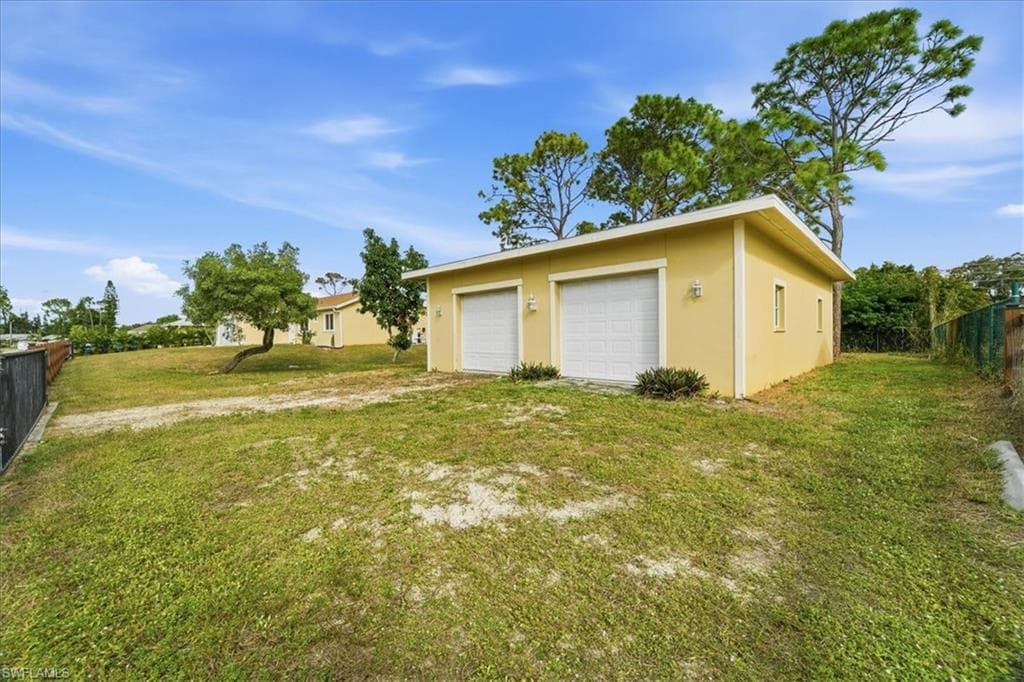 18343 Hawthorne RD, FORT MYERS FL 33967-34