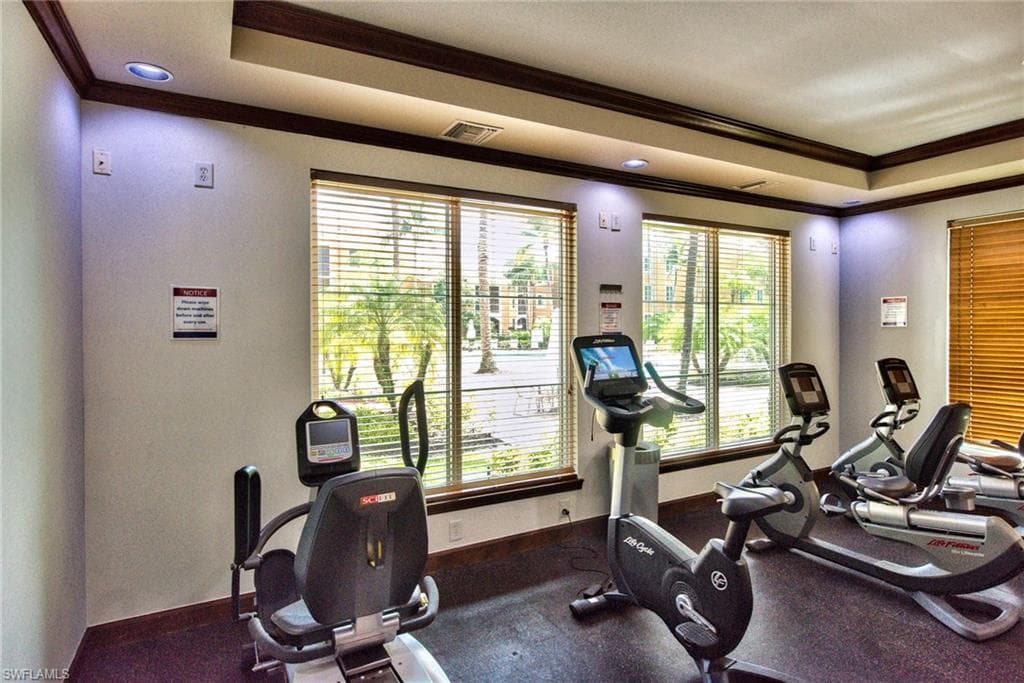1200 Reserve WAY # 106, NAPLES FL 34105-27