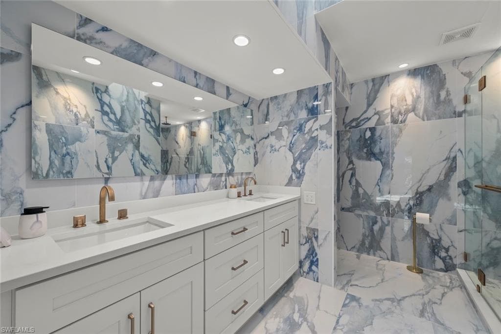 9455 Coventry CT, SANIBEL FL 33957-16