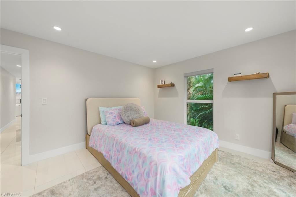 9455 Coventry CT, SANIBEL FL 33957-23