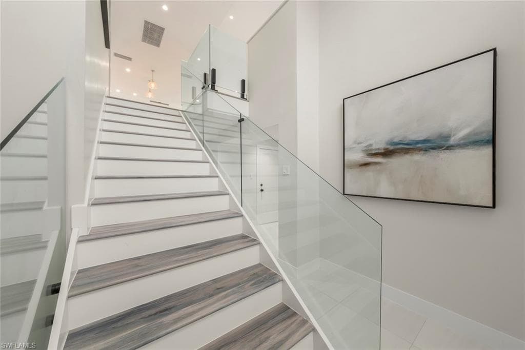 9455 Coventry CT, SANIBEL FL 33957-32