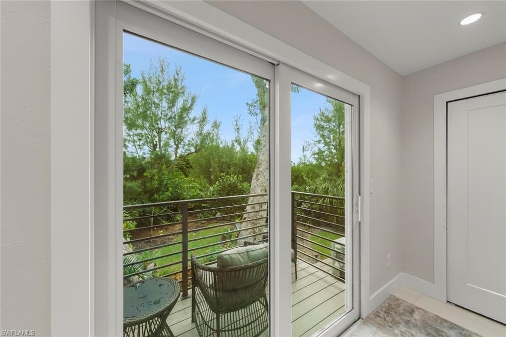 9455 Coventry CT, SANIBEL FL 33957-30