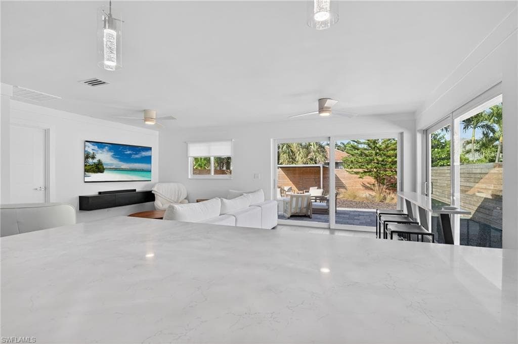 565 110th AVE N-17