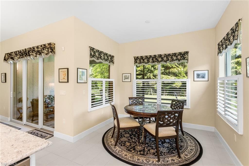 11409 Jacaranda DR, NAPLES FL 34120-11