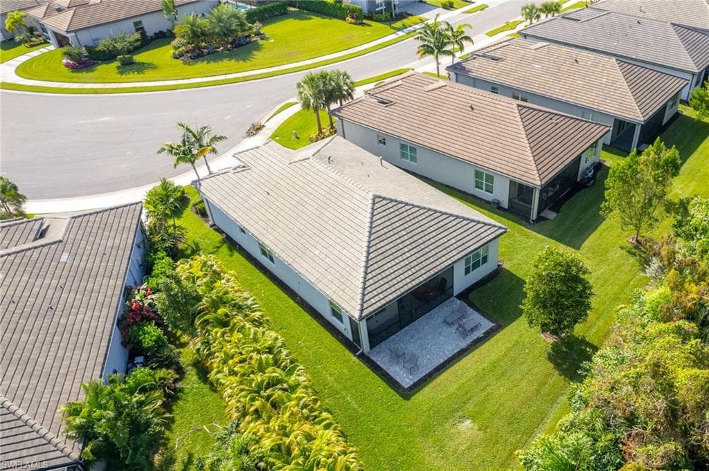 11409 Jacaranda DR, NAPLES FL 34120-2