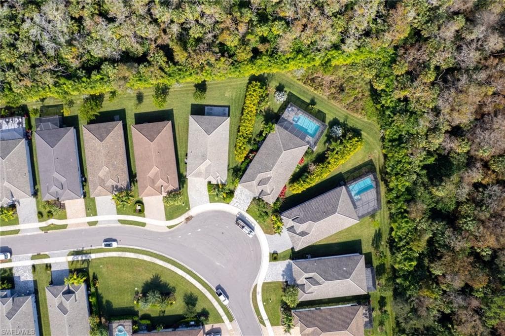 11409 Jacaranda DR, NAPLES FL 34120-32