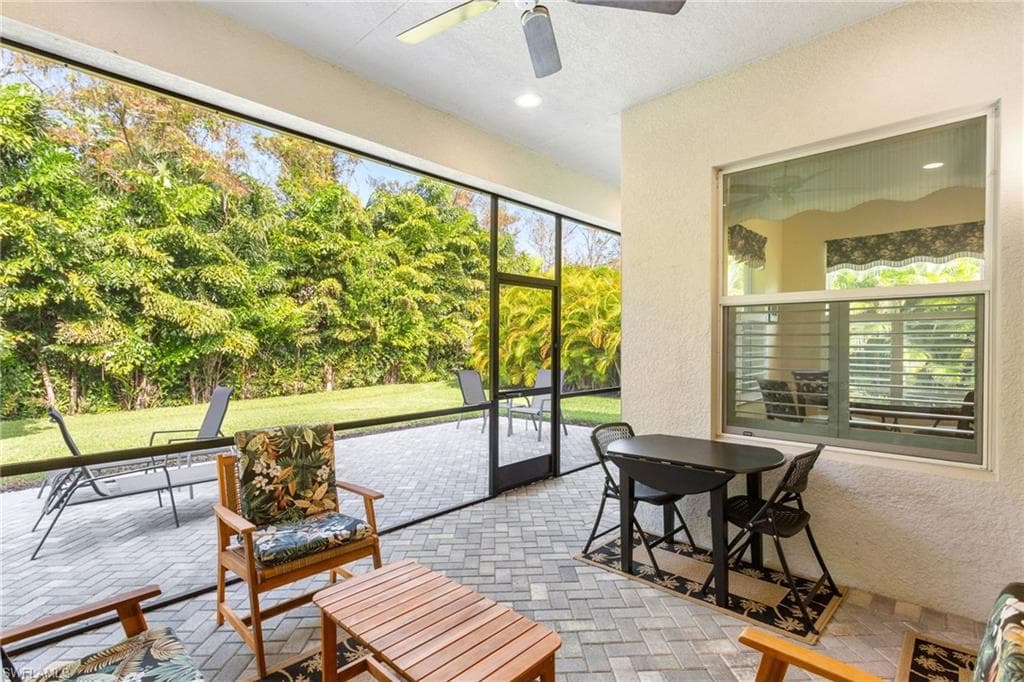 11409 Jacaranda DR, NAPLES FL 34120-28