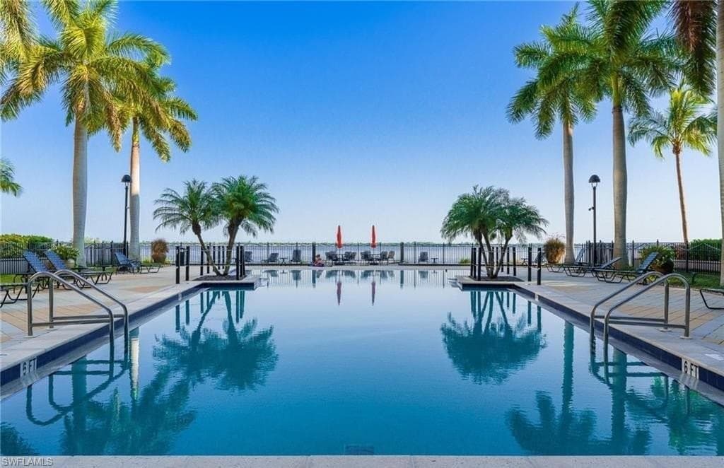2825 Palm Beach BLVD # 118, FORT MYERS FL 33916-26
