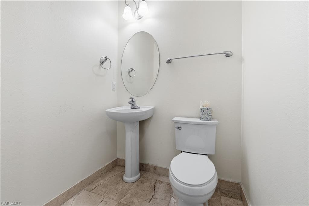 2825 Palm Beach BLVD # 118, FORT MYERS FL 33916-20