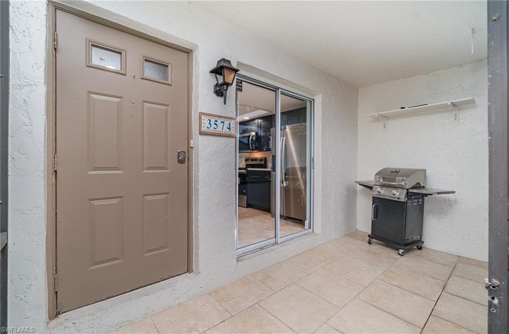 3574 Antarctic CIR # 2107, NAPLES FL 34112-1