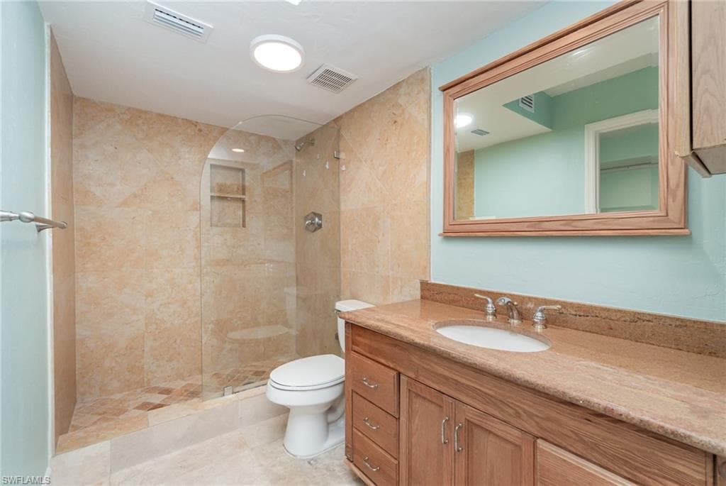 3574 Antarctic CIR # 2107, NAPLES FL 34112-15