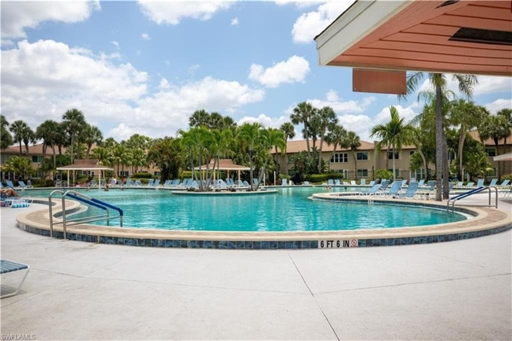 3574 Antarctic CIR # 2107, NAPLES FL 34112-25