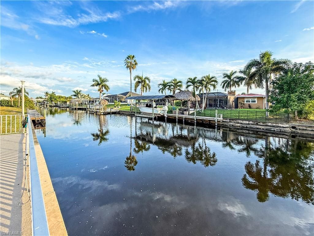 1304 Miramar ST # 202, CAPE CORAL FL 33904-25