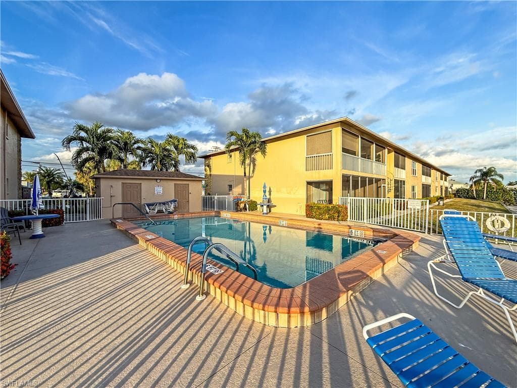 1304 Miramar ST # 202, CAPE CORAL FL 33904-24