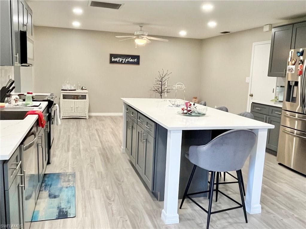 1254 Hazeltine DR-8