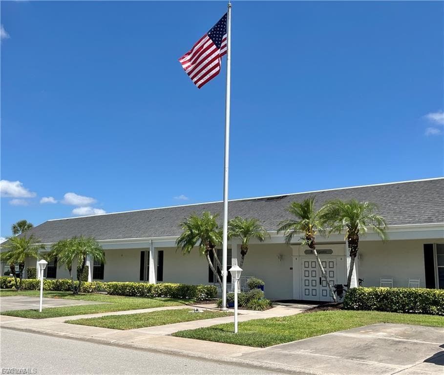 1254 Hazeltine DR-38