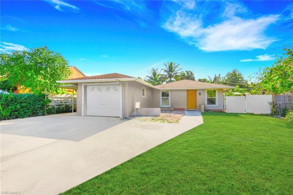 5306 Martin ST, NAPLES FL 34113-1