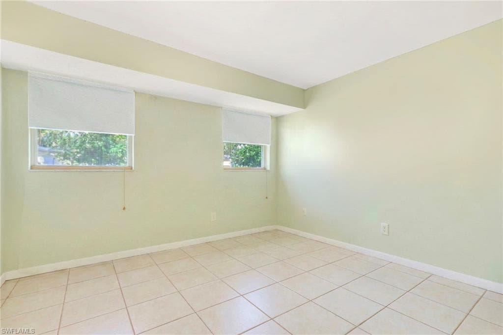 5306 Martin ST, NAPLES FL 34113-27