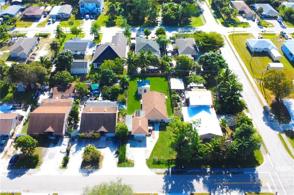 5306 Martin ST, NAPLES FL 34113-44