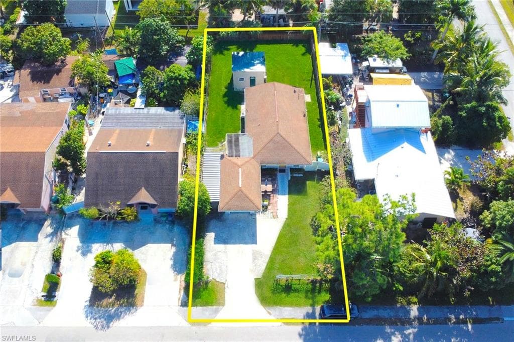 5306 Martin ST, NAPLES FL 34113-43