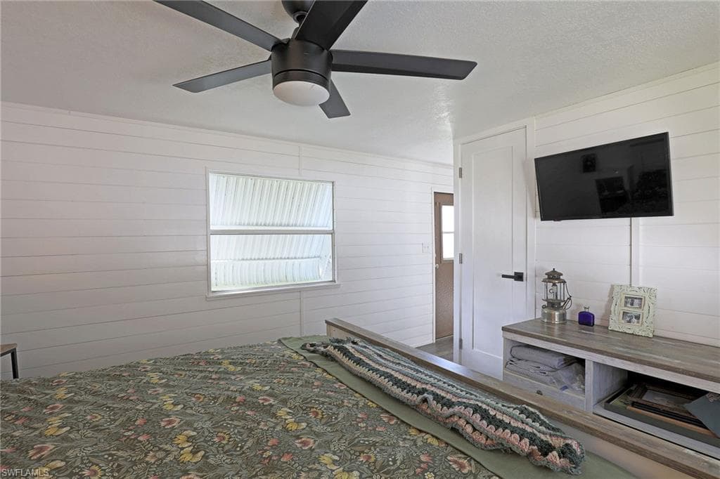 2012 S Olga DR # 40, FORT MYERS FL 33905-20