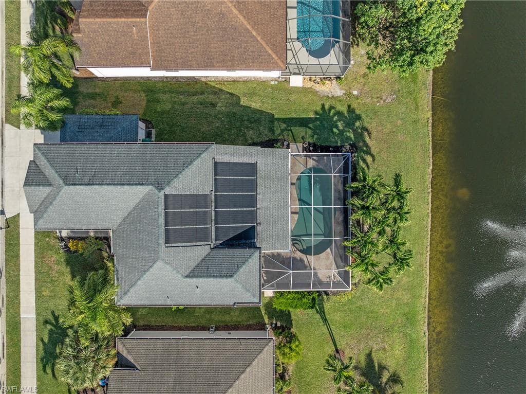 320 Spider Lily LN, NAPLES FL 34119-5