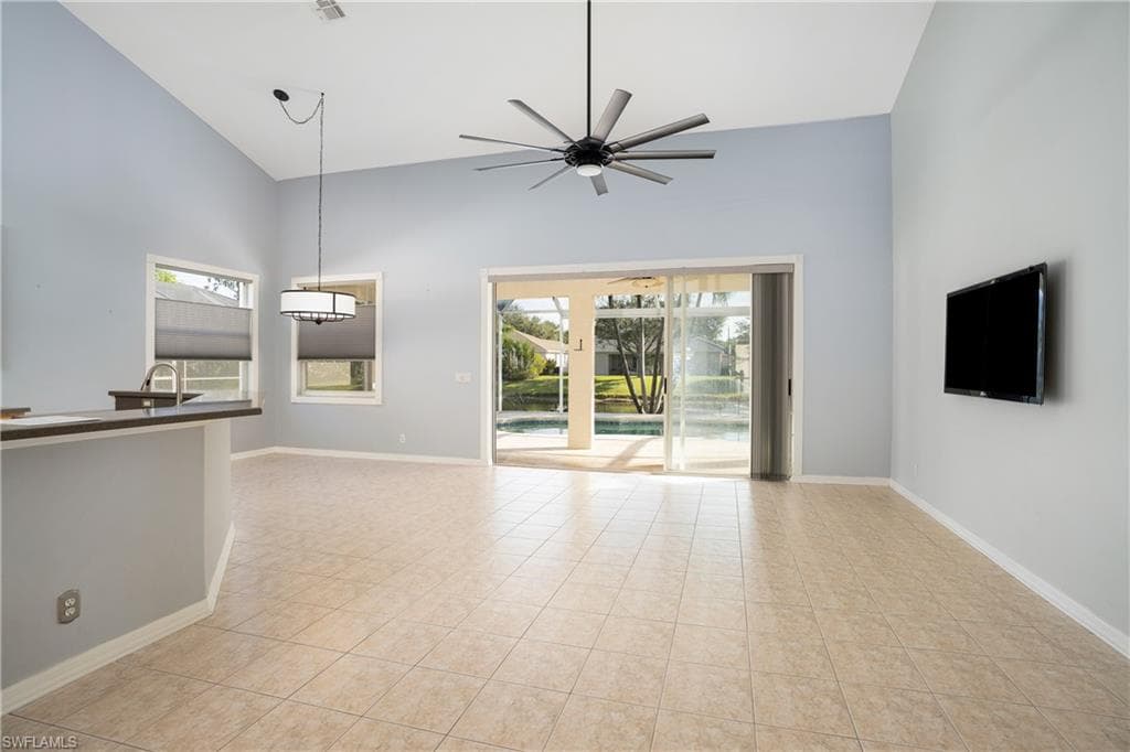 320 Spider Lily LN, NAPLES FL 34119-16