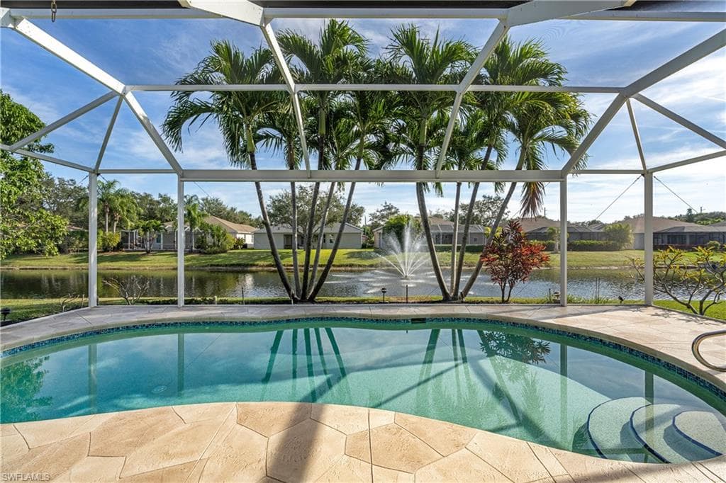 320 Spider Lily LN, NAPLES FL 34119-33