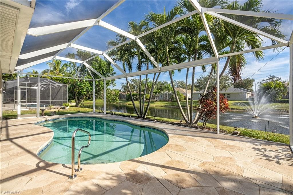 320 Spider Lily LN, NAPLES FL 34119-32