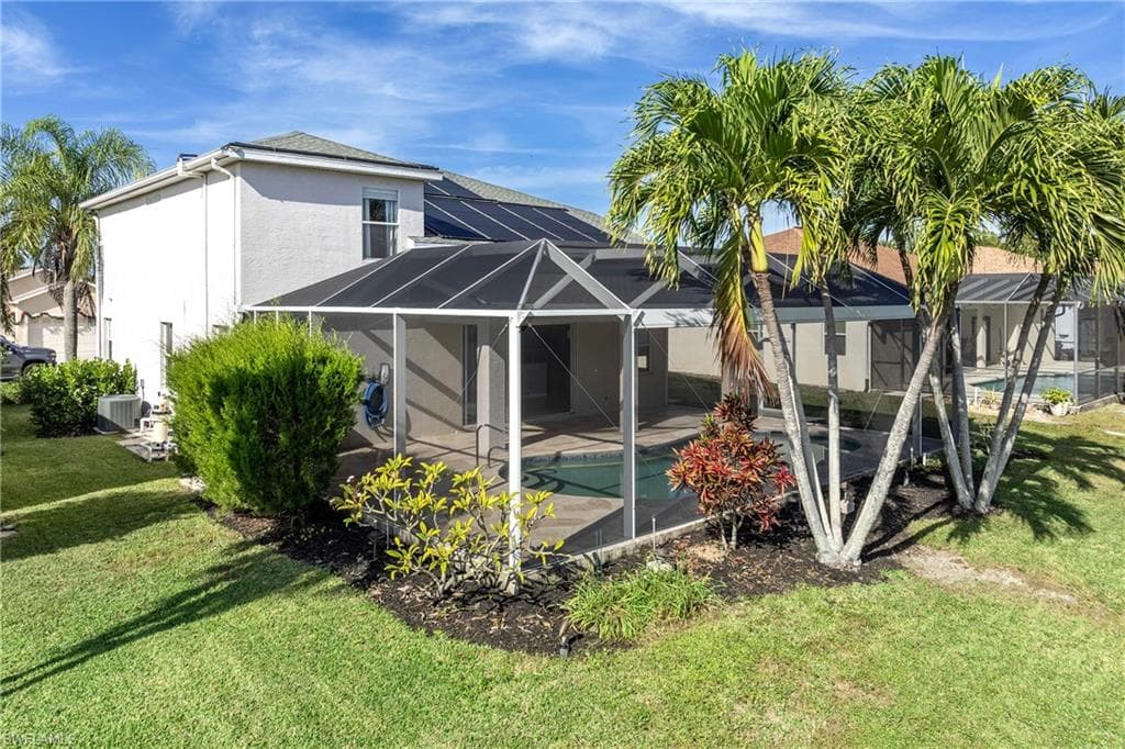 320 Spider Lily LN, NAPLES FL 34119-10