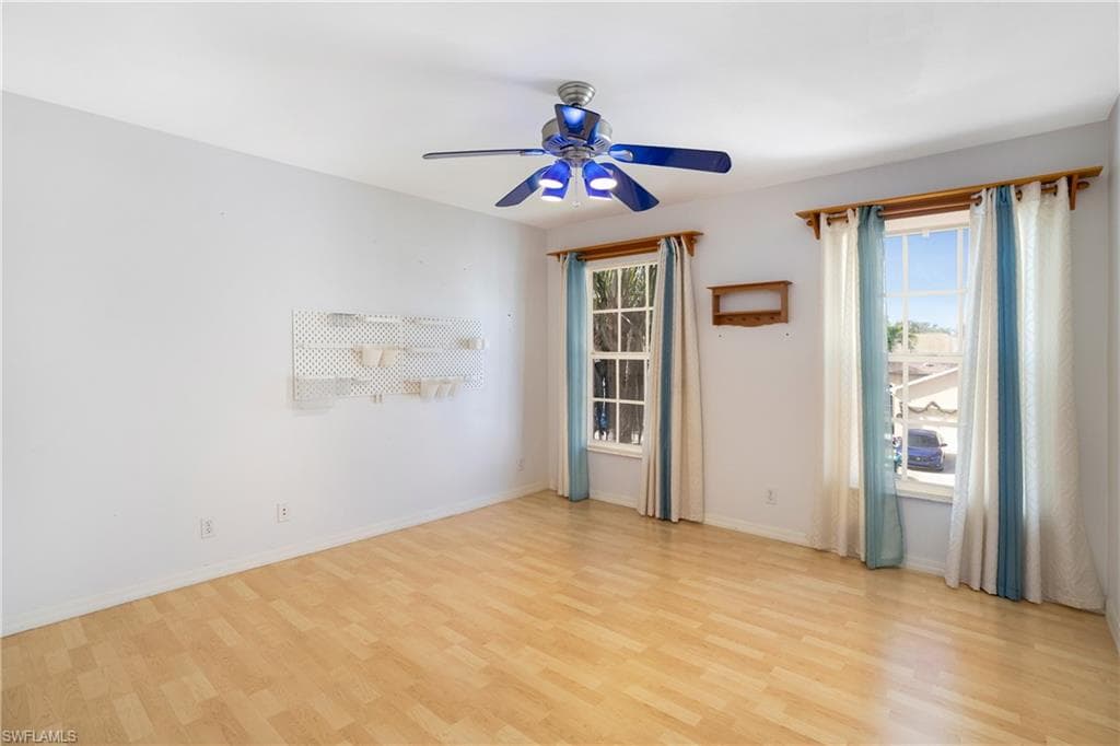 320 Spider Lily LN, NAPLES FL 34119-28