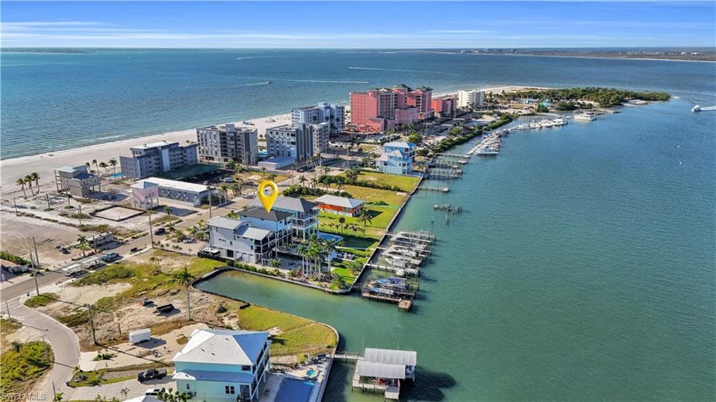 441 Estero BLVD-45